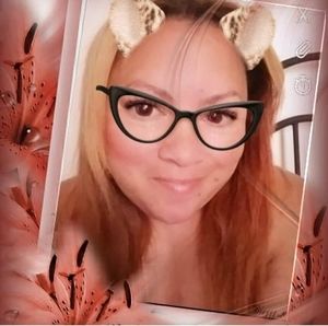 Meet your Posher, Ana